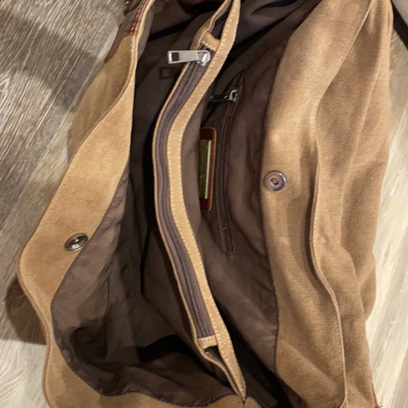 Jesslyn Blake Brown Leather Weekend Bag - Picture 3 of 5